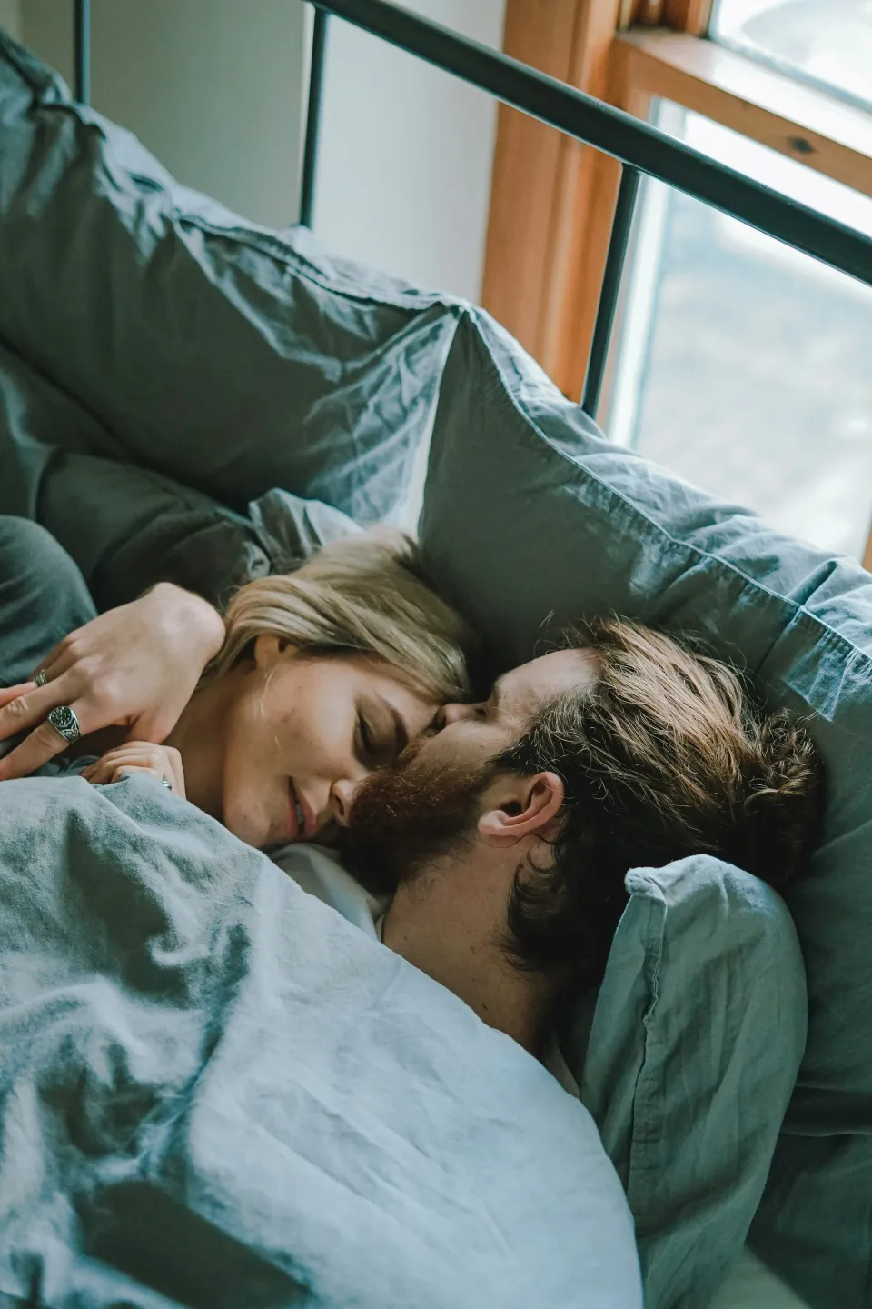 From Swipe Fatigue to Soulful Sparks: The Mindful Dating Revolution